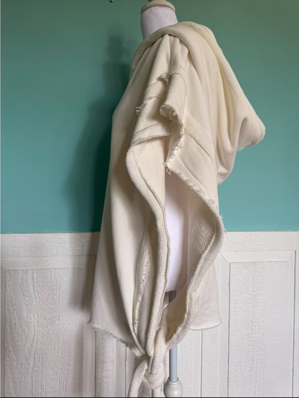 Cosmo & Donato ‘Queen of Melrose’ Unisex Whimsical Hooded Poncho Cape